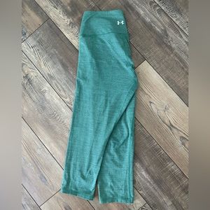 Under Armour Meridian Crop  Leggings